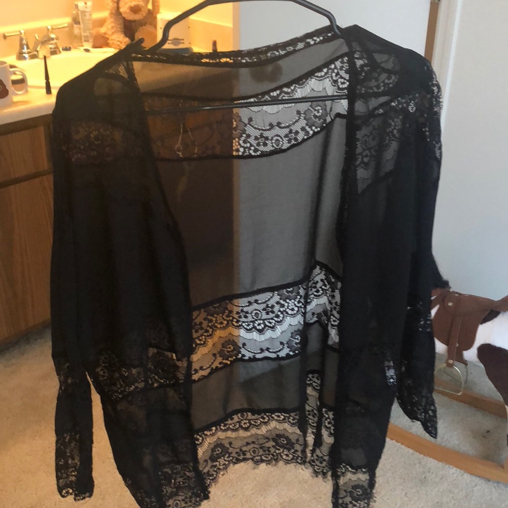 Black kimono